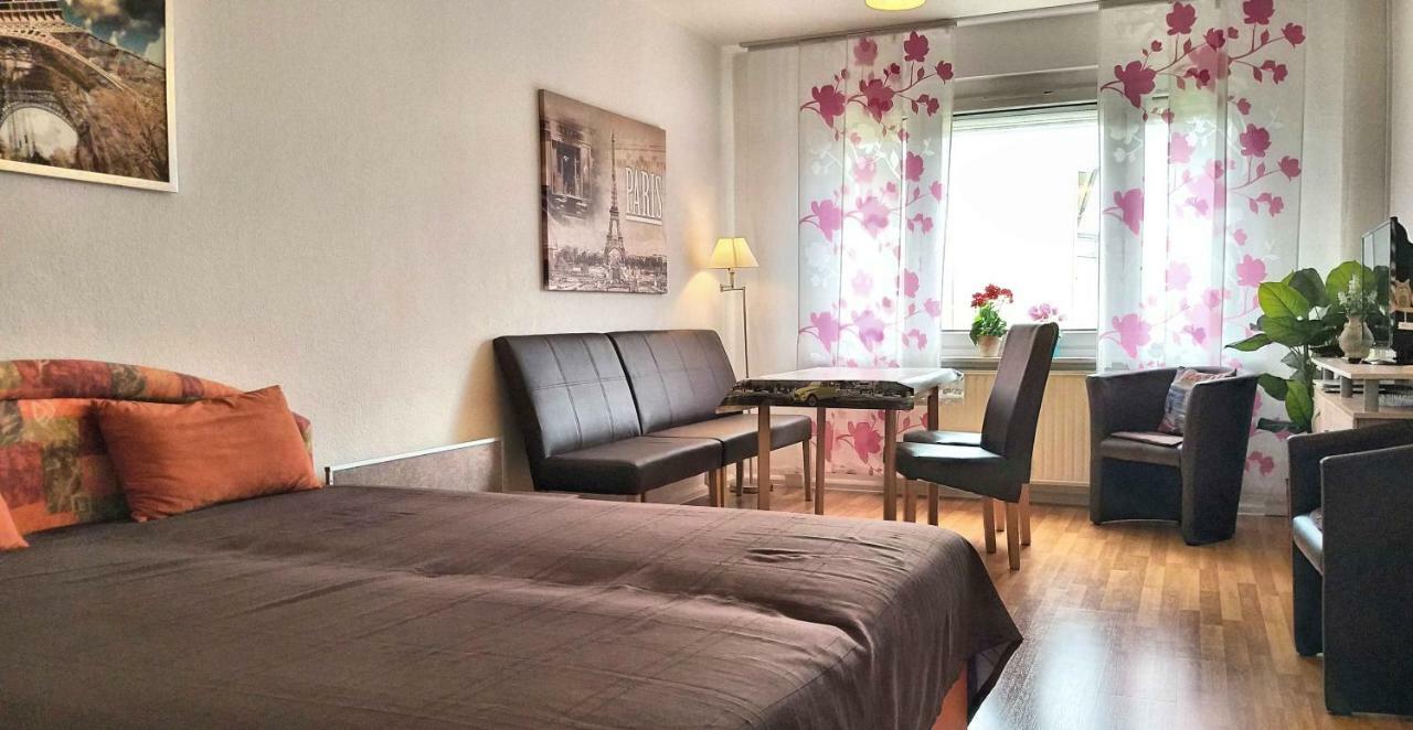 Komfort Ferienwohnungen Zwenkauer See Luaran gambar