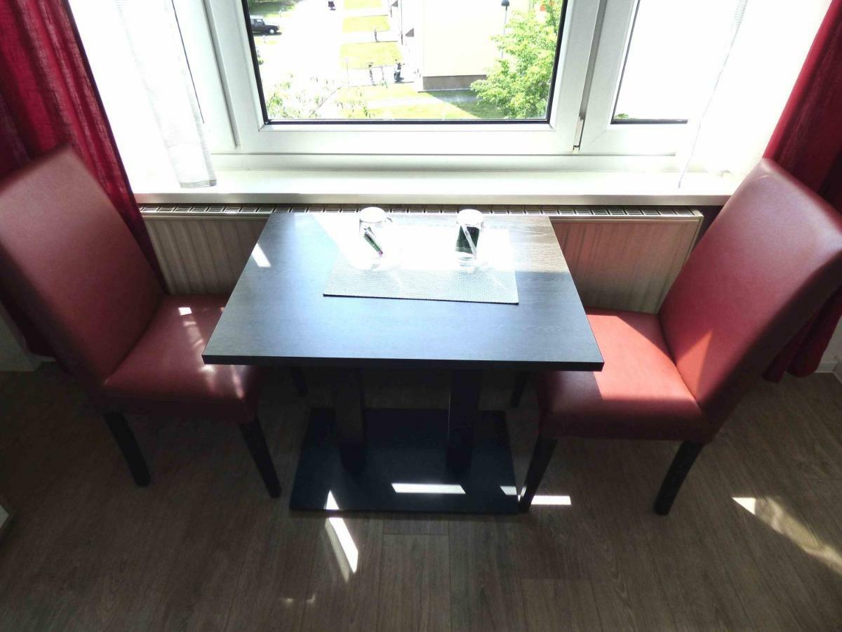 Komfort Ferienwohnungen Zwenkauer See Luaran gambar