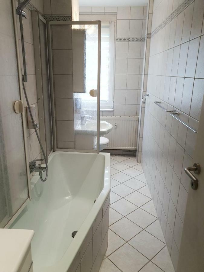 Komfort Ferienwohnungen Zwenkauer See Luaran gambar