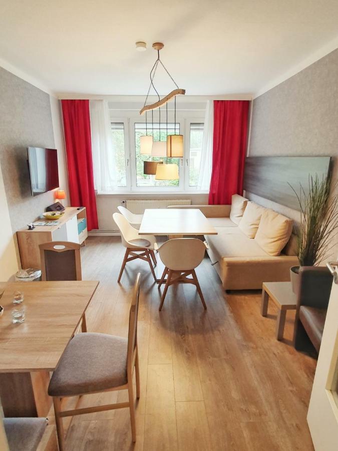Komfort Ferienwohnungen Zwenkauer See Luaran gambar
