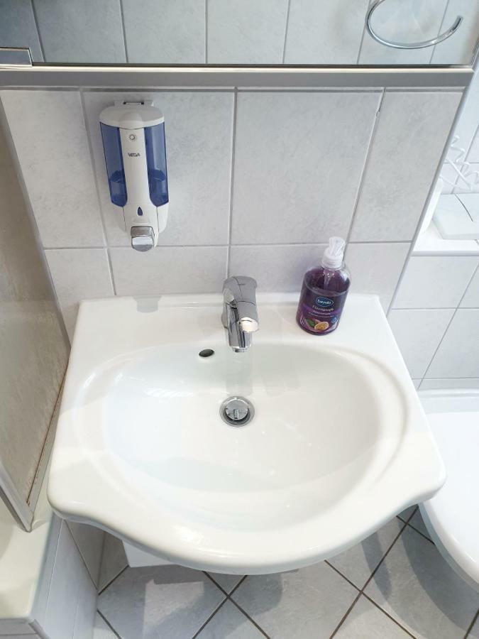 Komfort Ferienwohnungen Zwenkauer See Luaran gambar